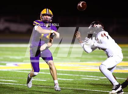 Thumbnail 3 in Gonzales @ La Grange photogallery.