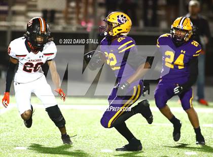 Thumbnail 1 in Gonzales @ La Grange photogallery.