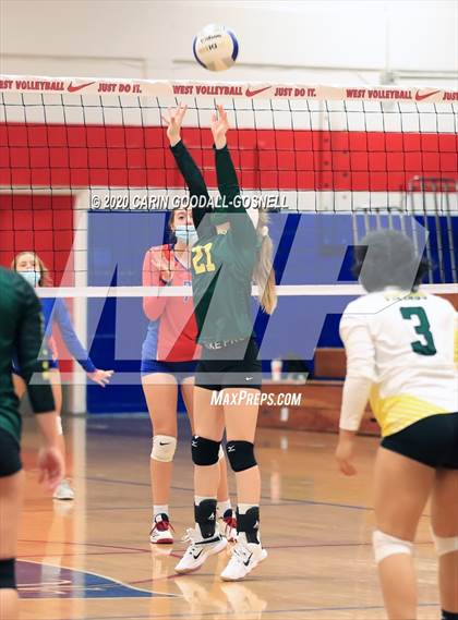 Thumbnail 3 in White Oak @ West Carteret photogallery.