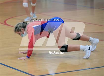 Thumbnail 3 in White Oak @ West Carteret photogallery.