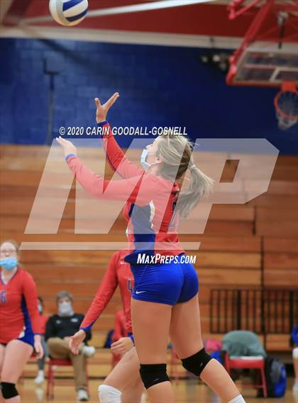 Thumbnail 1 in White Oak @ West Carteret photogallery.