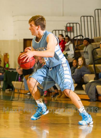 Thumbnail 2 in Jefferson vs Yorktown (Joe Cascio Holiday Classic) photogallery.