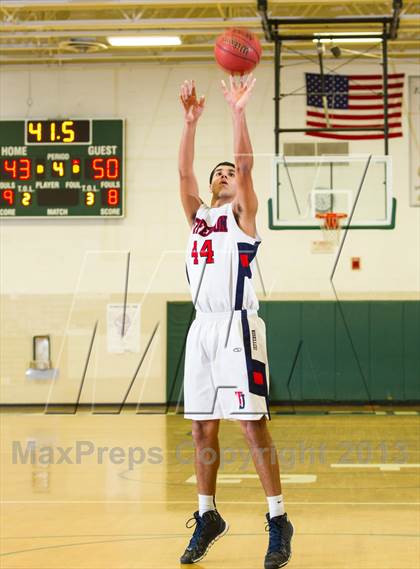 Thumbnail 3 in Jefferson vs Yorktown (Joe Cascio Holiday Classic) photogallery.
