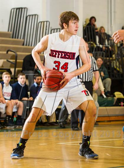 Thumbnail 3 in Jefferson vs Yorktown (Joe Cascio Holiday Classic) photogallery.