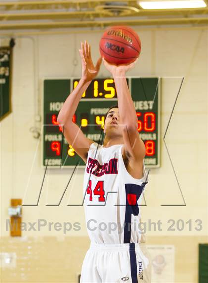 Thumbnail 2 in Jefferson vs Yorktown (Joe Cascio Holiday Classic) photogallery.