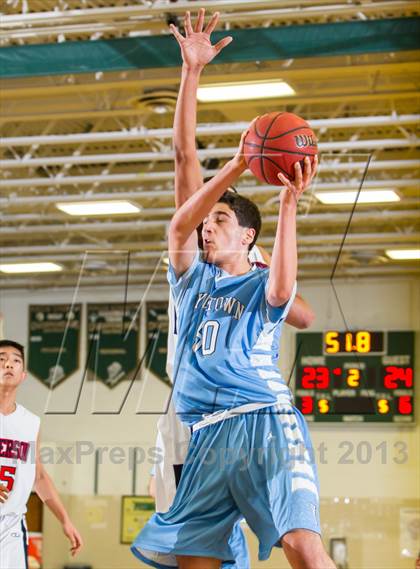 Thumbnail 1 in Jefferson vs Yorktown (Joe Cascio Holiday Classic) photogallery.
