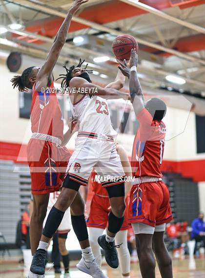 Thumbnail 1 in Fountain-Fort Carson @ Rangeview (CHSAA 5A Sweet 16)  photogallery.