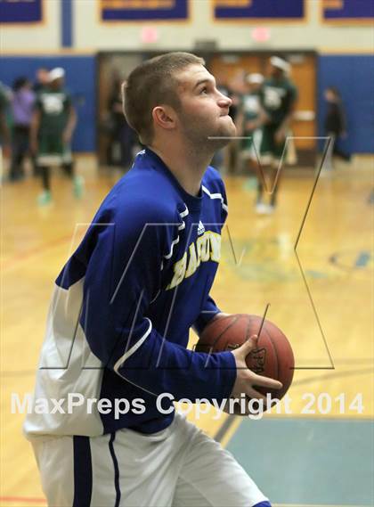 Thumbnail 2 in Weaver @ Bacon Academy (CIAC Class M Quarterfinal) photogallery.