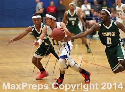 Thumbnail 3 in Weaver @ Bacon Academy (CIAC Class M Quarterfinal) photogallery.