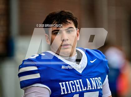 Thumbnail 2 in Highlands vs Ryle photogallery.