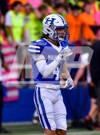 Thumbnail 1 in Highlands vs Ryle photogallery.