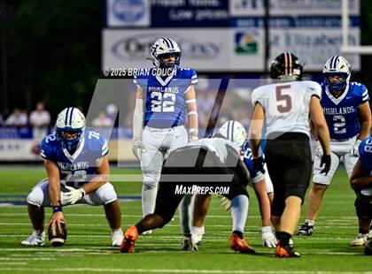 Thumbnail 2 in Highlands vs Ryle photogallery.