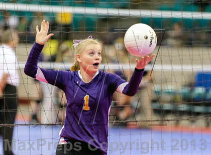 Thumbnail 2 in Holy Family vs. Coal Ridge (CHSAA 3A Pool IV) photogallery.