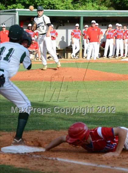 Thumbnail 2 in Hammond vs Northwood Academy photogallery.