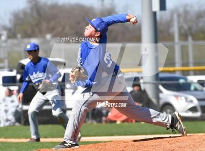 Thumbnail 1 in MacArthur [Douglas] vs Lee [Robert E.] photogallery.