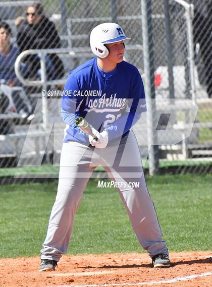 Thumbnail 2 in MacArthur [Douglas] vs Lee [Robert E.] photogallery.