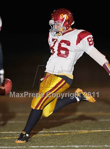 Thumbnail 2 in Valley Regional/Old Lyme vs. St. Joseph (CIAC Class S Semifinal) photogallery.
