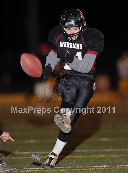 Thumbnail 1 in Valley Regional/Old Lyme vs. St. Joseph (CIAC Class S Semifinal) photogallery.