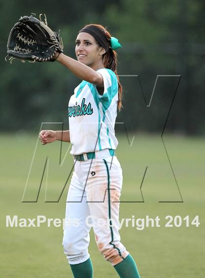 Thumbnail 2 in Deer Park vs Pasadena Memorial (UIL 5A Bi-district Playoff) photogallery.