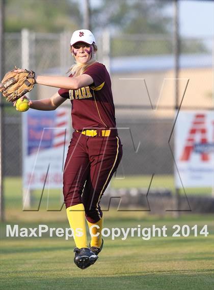 Thumbnail 3 in Deer Park vs Pasadena Memorial (UIL 5A Bi-district Playoff) photogallery.