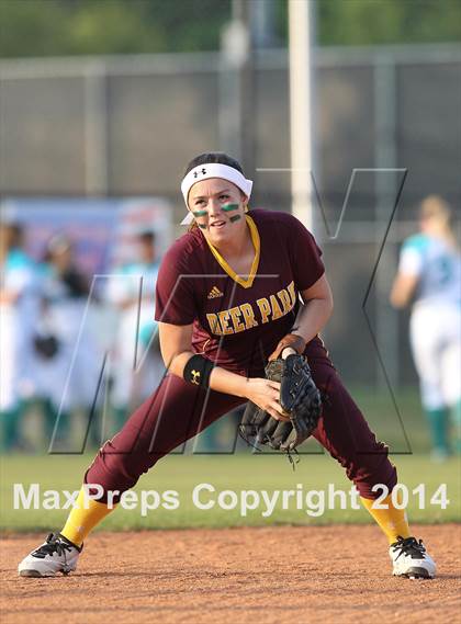 Thumbnail 2 in Deer Park vs Pasadena Memorial (UIL 5A Bi-district Playoff) photogallery.