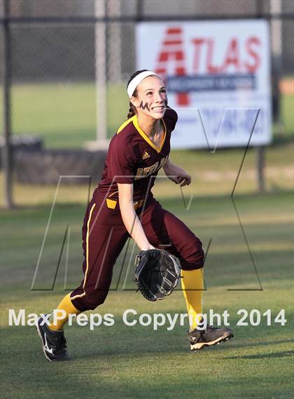 Thumbnail 3 in Deer Park vs Pasadena Memorial (UIL 5A Bi-district Playoff) photogallery.