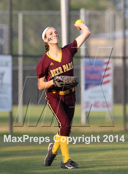Thumbnail 1 in Deer Park vs Pasadena Memorial (UIL 5A Bi-district Playoff) photogallery.