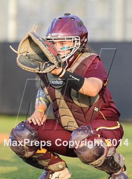 Thumbnail 3 in Deer Park vs Pasadena Memorial (UIL 5A Bi-district Playoff) photogallery.