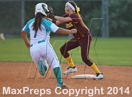 Thumbnail 3 in Deer Park vs Pasadena Memorial (UIL 5A Bi-district Playoff) photogallery.