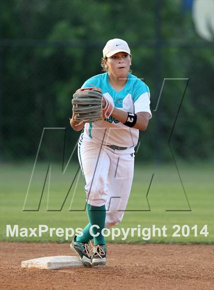 Thumbnail 2 in Deer Park vs Pasadena Memorial (UIL 5A Bi-district Playoff) photogallery.