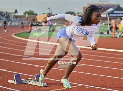 Thumbnail 1 in UIL Track & Field 6A Region 3 Regional Final Preliminaries (400 Meter) photogallery.