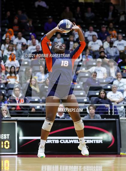 Thumbnail 1 in Brandeis vs. Bridgeland (UIL Volleyball 6A Semifinals) photogallery.