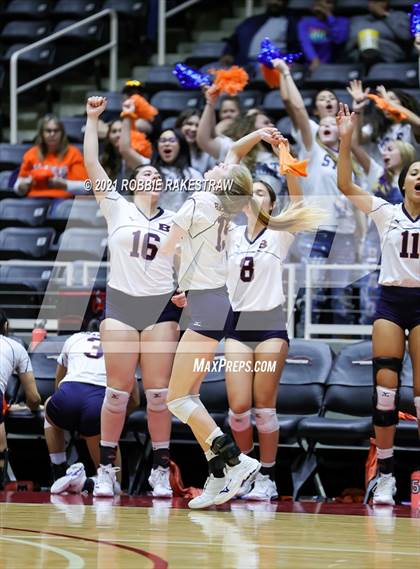 Thumbnail 1 in Brandeis vs. Bridgeland (UIL Volleyball 6A Semifinals) photogallery.