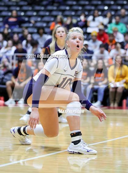 Thumbnail 1 in Brandeis vs. Bridgeland (UIL Volleyball 6A Semifinals) photogallery.