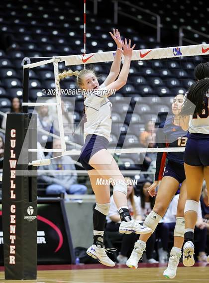 Thumbnail 1 in Brandeis vs. Bridgeland (UIL Volleyball 6A Semifinals) photogallery.