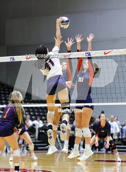 Thumbnail 2 in Brandeis vs. Bridgeland (UIL Volleyball 6A Semifinals) photogallery.