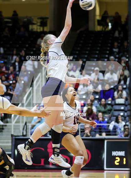 Thumbnail 1 in Brandeis vs. Bridgeland (UIL Volleyball 6A Semifinals) photogallery.