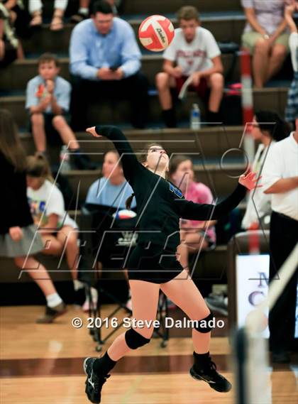 Thumbnail 2 in Vandebilt Catholic @ Mt. Carmel photogallery.