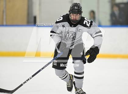 Thumbnail 2 in Northwest Catholic @ Xavier photogallery.