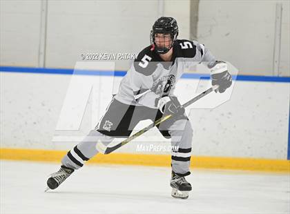 Thumbnail 2 in Northwest Catholic @ Xavier photogallery.