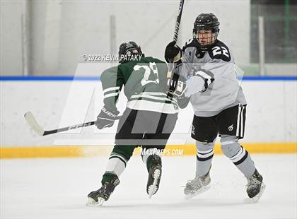 Thumbnail 1 in Northwest Catholic @ Xavier photogallery.