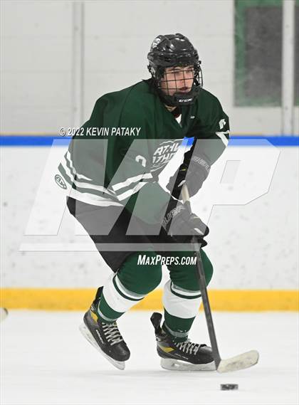 Thumbnail 2 in Northwest Catholic @ Xavier photogallery.