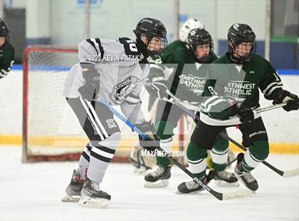 Thumbnail 3 in Northwest Catholic @ Xavier photogallery.
