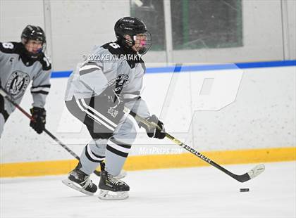 Thumbnail 3 in Northwest Catholic @ Xavier photogallery.