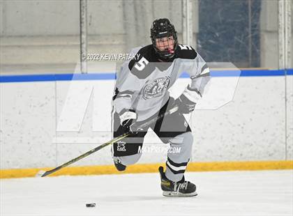 Thumbnail 1 in Northwest Catholic @ Xavier photogallery.