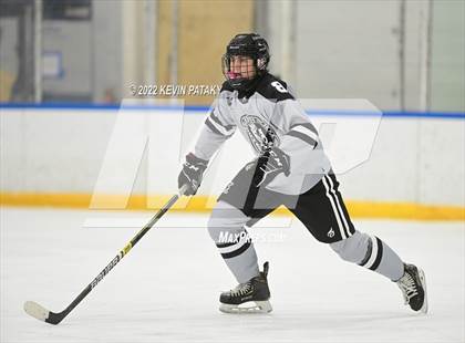 Thumbnail 3 in Northwest Catholic @ Xavier photogallery.