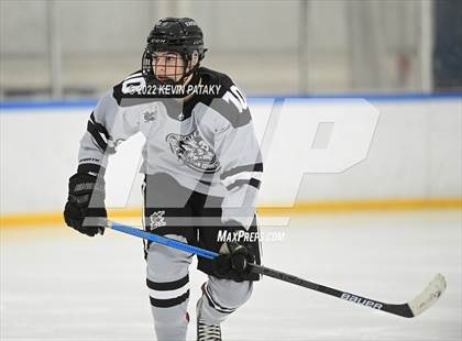 Thumbnail 2 in Northwest Catholic @ Xavier photogallery.