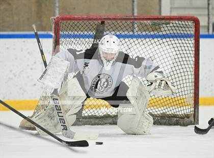 Thumbnail 3 in Northwest Catholic @ Xavier photogallery.