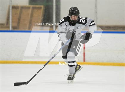 Thumbnail 1 in Northwest Catholic @ Xavier photogallery.