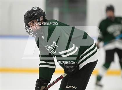 Thumbnail 2 in Northwest Catholic @ Xavier photogallery.